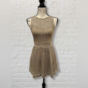 Unbranded | Elegant Beige Lace Sleeveless A-Line Dress | Size S